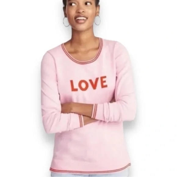 Old Navy Sweaters - Pink Old Navy Valentine Love Crew Sweater ❤️ Small.